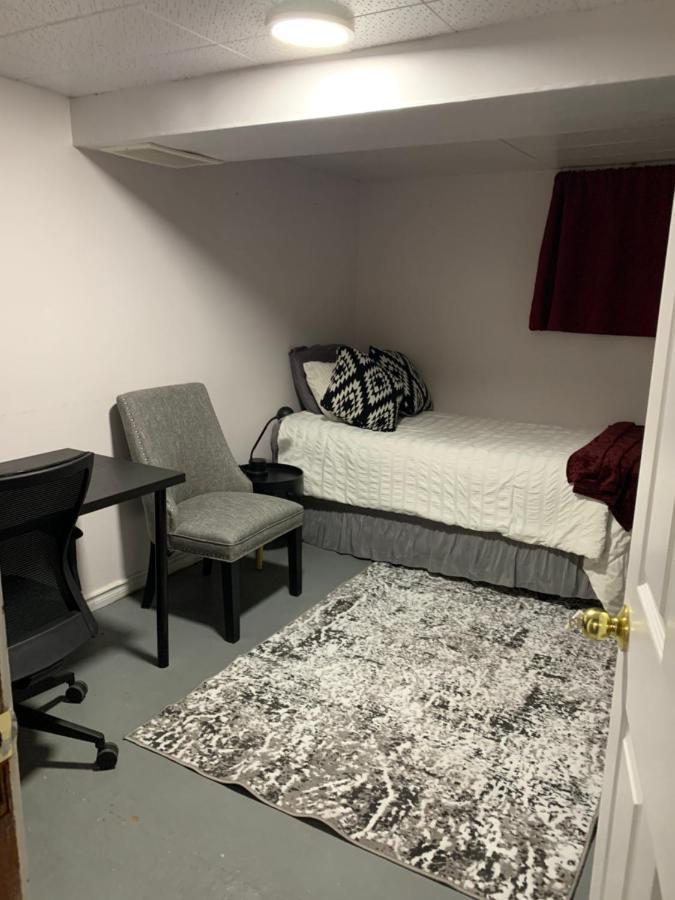 Quaint & Cozy Accommodation Edmonton Dış mekan fotoğraf